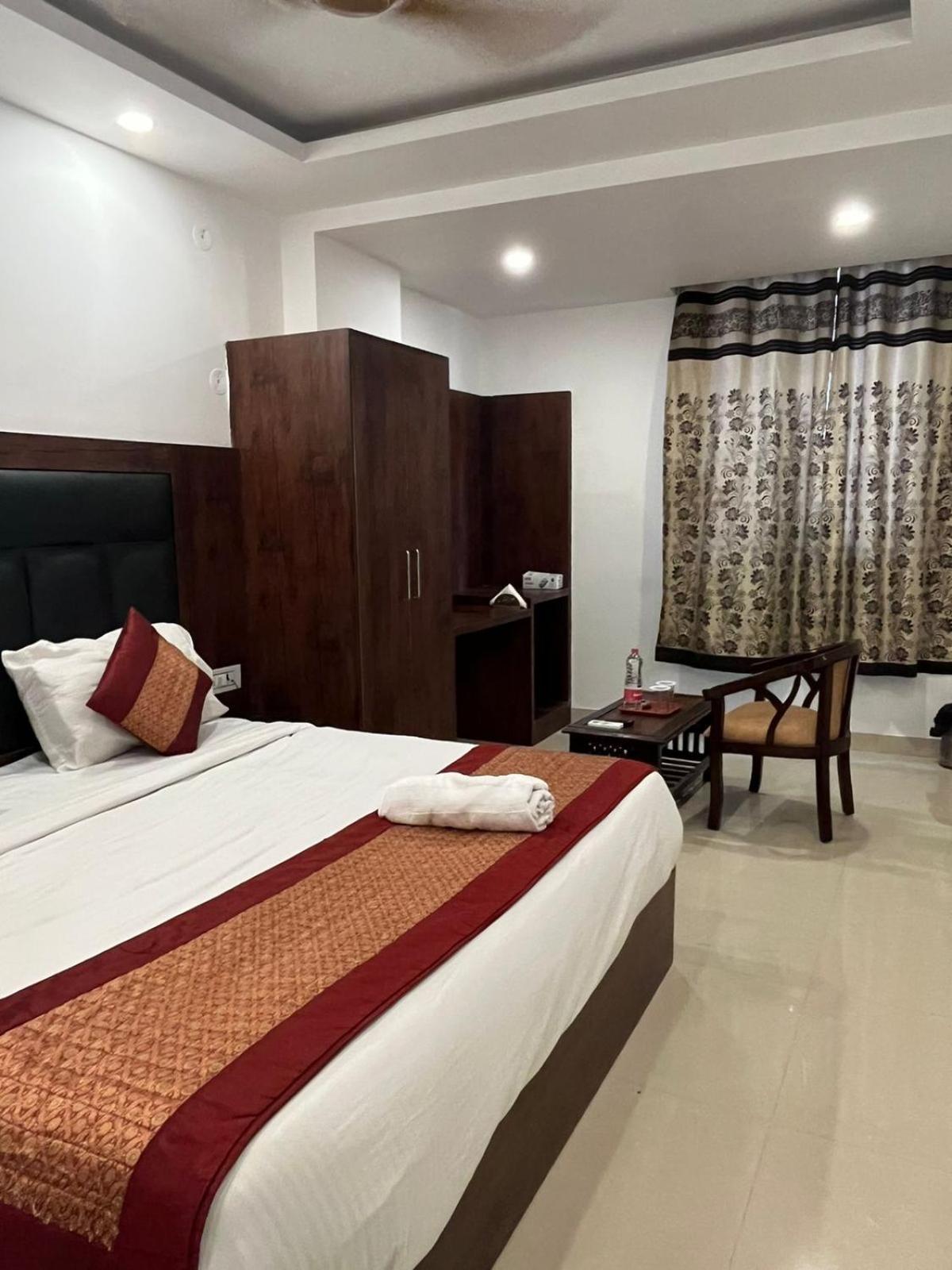 Bed & Breakfast Royal Near Delhi Airport Mahipalpur New Delhi