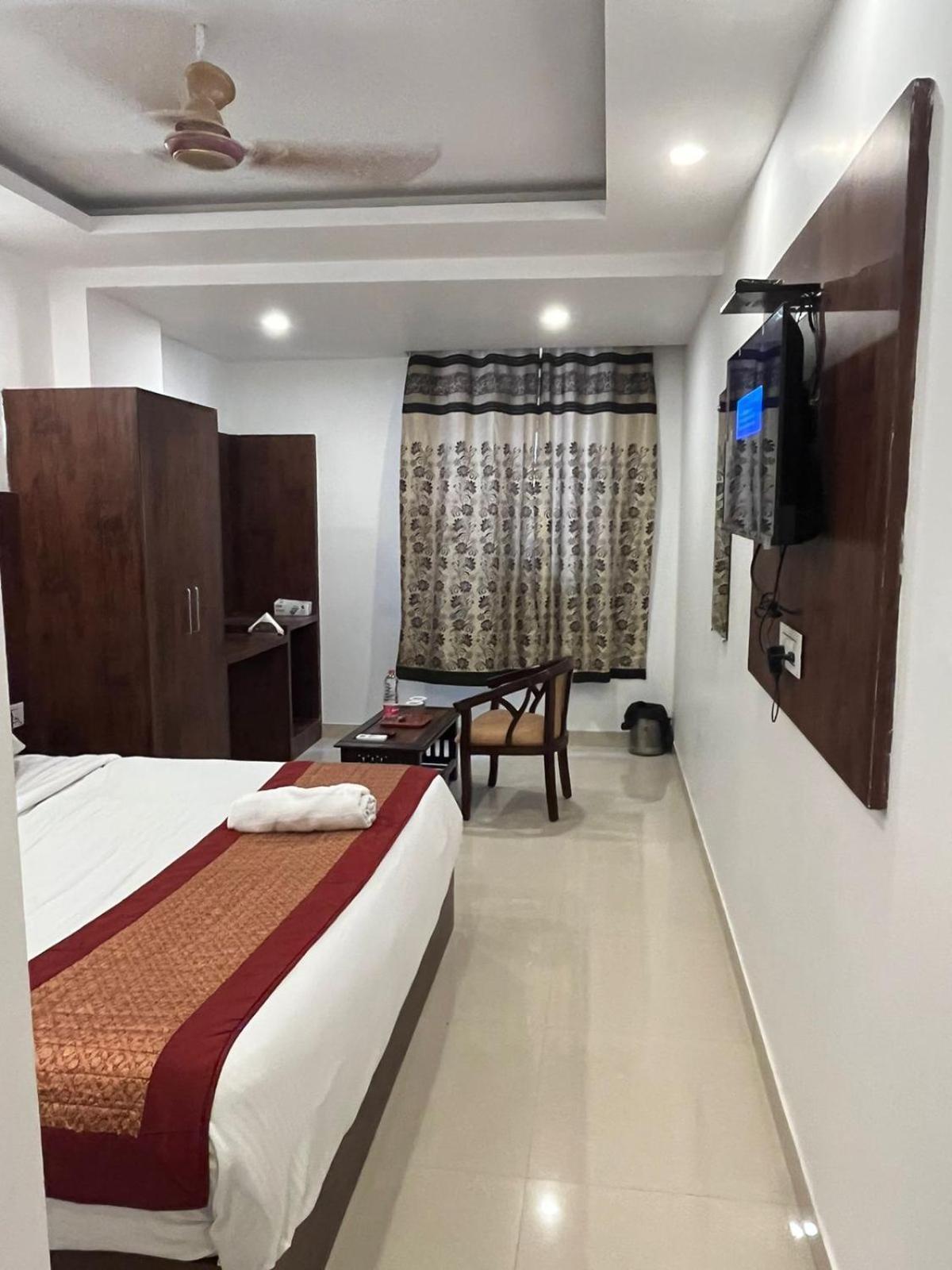 Bed & Breakfast Royal Near Delhi Airport Mahipalpur